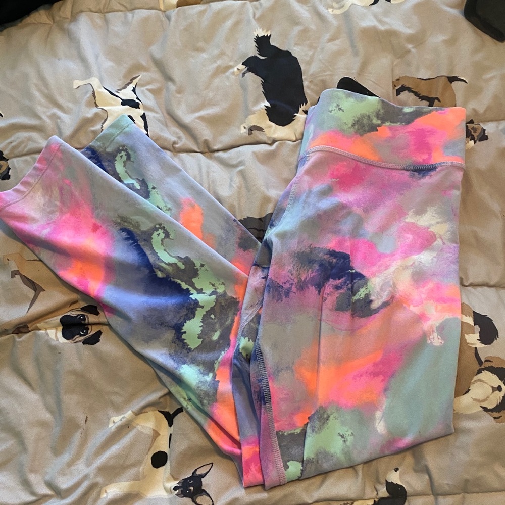 Vs pink ultimate watercolor leggings large